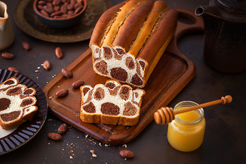 Image showing leopard cake