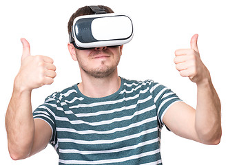 Image showing Man with VR glasses