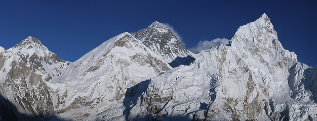 Image showing Everest and Nuptse summits from Kala Patthar peak