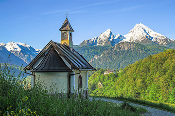 Image showing Small chapel and snow-covered Watzmann mountain in Berchtesgaden