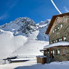 Image showing Alpine hut Dresdner Huette in Stubai