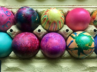 Image showing Box with painted easter eggs.