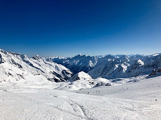 Image showing Skiing in the Stubai glacier ski resort
