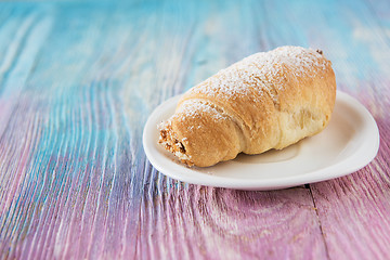 Image showing Tasty eclair on plate