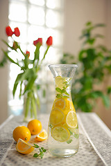 Image showing Fresh limes and lemonade 