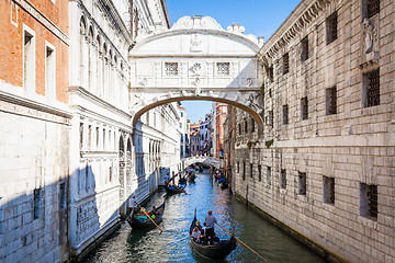 Image showing VENICE, ITALY - June 27, 2016: Bridge of Sighs