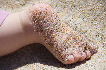 Image showing Sandy child foot