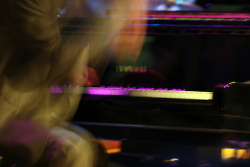 Image showing piano player