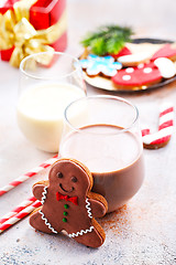 Image showing cocoa drink and gingerbread 