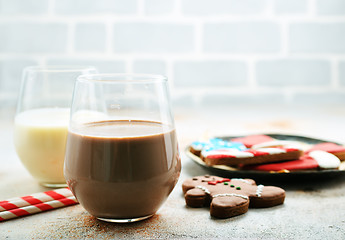 Image showing cocoa drink and gingerbread 