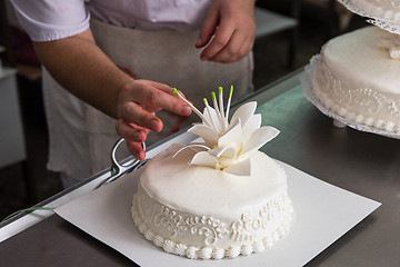 Image showing wedding cake with flowers