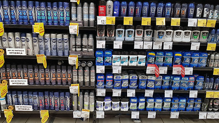 Image showing Toiletry shopping in department store