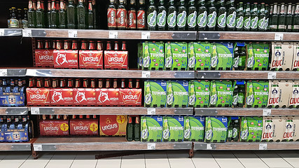 Image showing Beer shelf shop