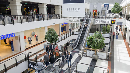Image showing People in escalators in a  modern shopping centre