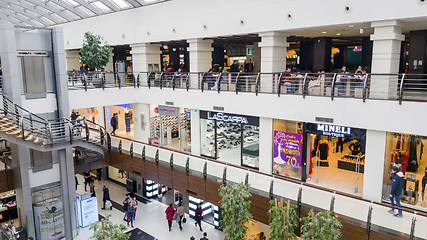 Image showing People in shopping center