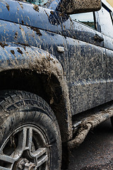 Image showing Side view of the dirty car