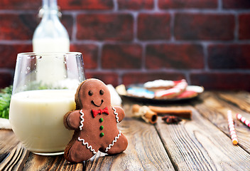 Image showing ginger bread with milk