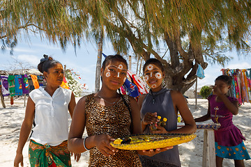 Image showing Native Malagasy Sakalava ethnic girls, beauties with decorated face