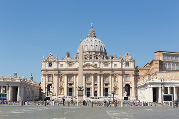 Image showing VATICAN CITY, VATICAN - NOVEMBER 1, 2017: The St. Peter\'s basilica is seen at St. Peter\'s square on October 30, 2017 in Vatican City, Vatican.