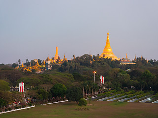 Image showing The Shwedagon Pagoda in Yangon, Myanmar