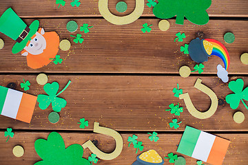 Image showing st patricks day decorations on wooden background