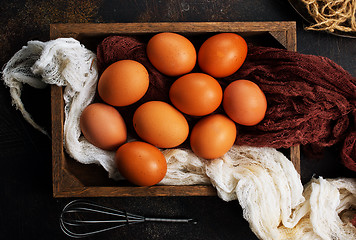 Image showing raw eggs