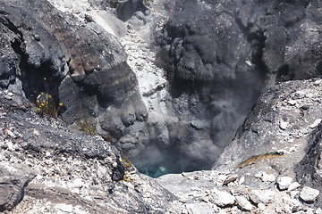 Image showing volcanic lake at waimangu