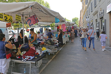 Image showing Street Market in Rome