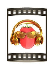 Image showing tomato with sun glass and headphones front \