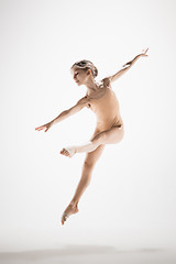 Image showing The teen modern ballet dancer