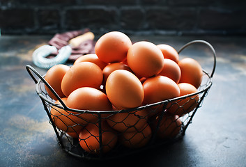 Image showing raw eggs