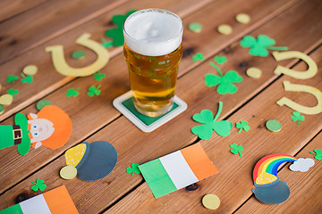 Image showing glass of beer and st patricks day decorations