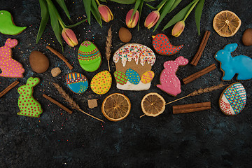 Image showing Tulips and gingerbread cookies