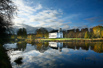 Image showing Hørsholm Slotshave in autumn