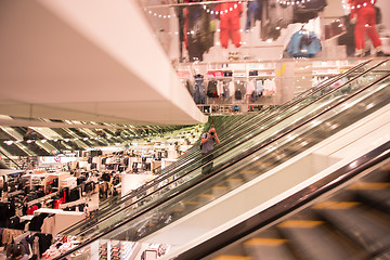 Image showing photographer at the mall