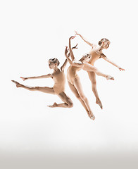 Image showing The teen modern ballet dancer