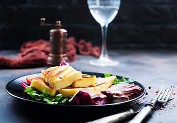 Image showing salad with halloumi