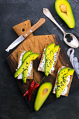 Image showing bread with cheese and with avocado 