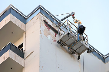 Image showing Suspended Platform