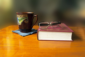 Image showing bible book on the table