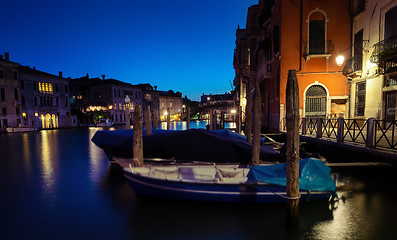 Image showing At night on grand canal