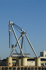 Image showing Heavy-lift crane