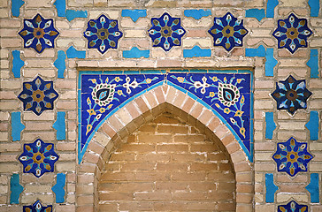 Image showing Ornate window niche in the wall, Uzbekistan