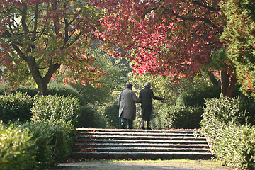 Image showing Older couple at Vedbæk  graveyard