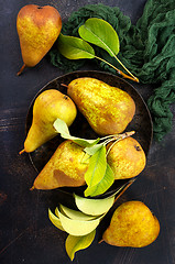 Image showing fresh pears