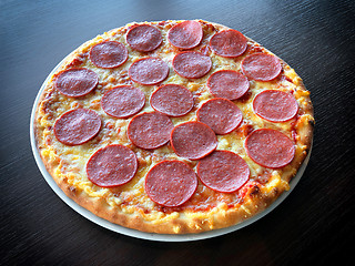 Image showing freshly baked sausage pizza