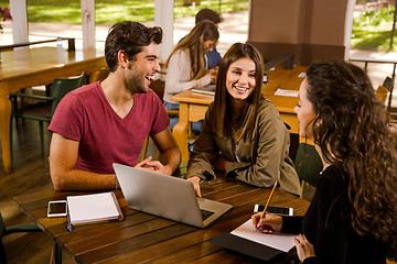 Image showing Friends studying together 