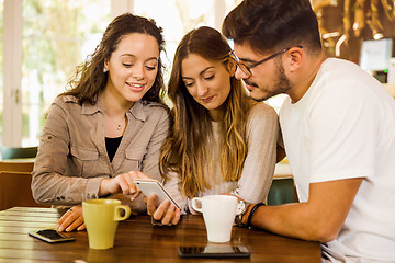 Image showing Friends at the cafe 