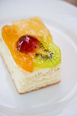 Image showing Colorful fruit supcake