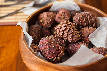 Image showing Pine cone closeup